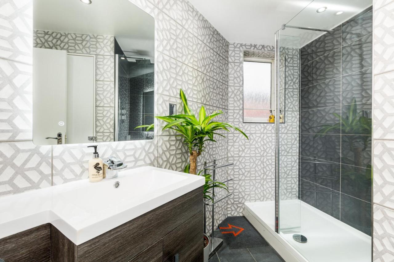 Cozy Stay In Birmingham By The Canal !! Exterior photo